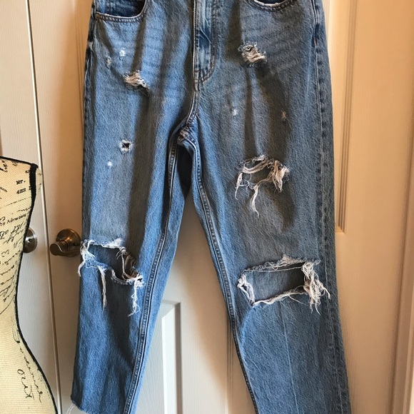 Aeropostale Slim & Thick Curvy Mom Jeans - Picture 4 of 7